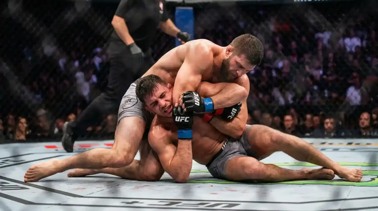 Zakład na metodę zwycięstwa w UFC – KO, poddanie czy decyzja